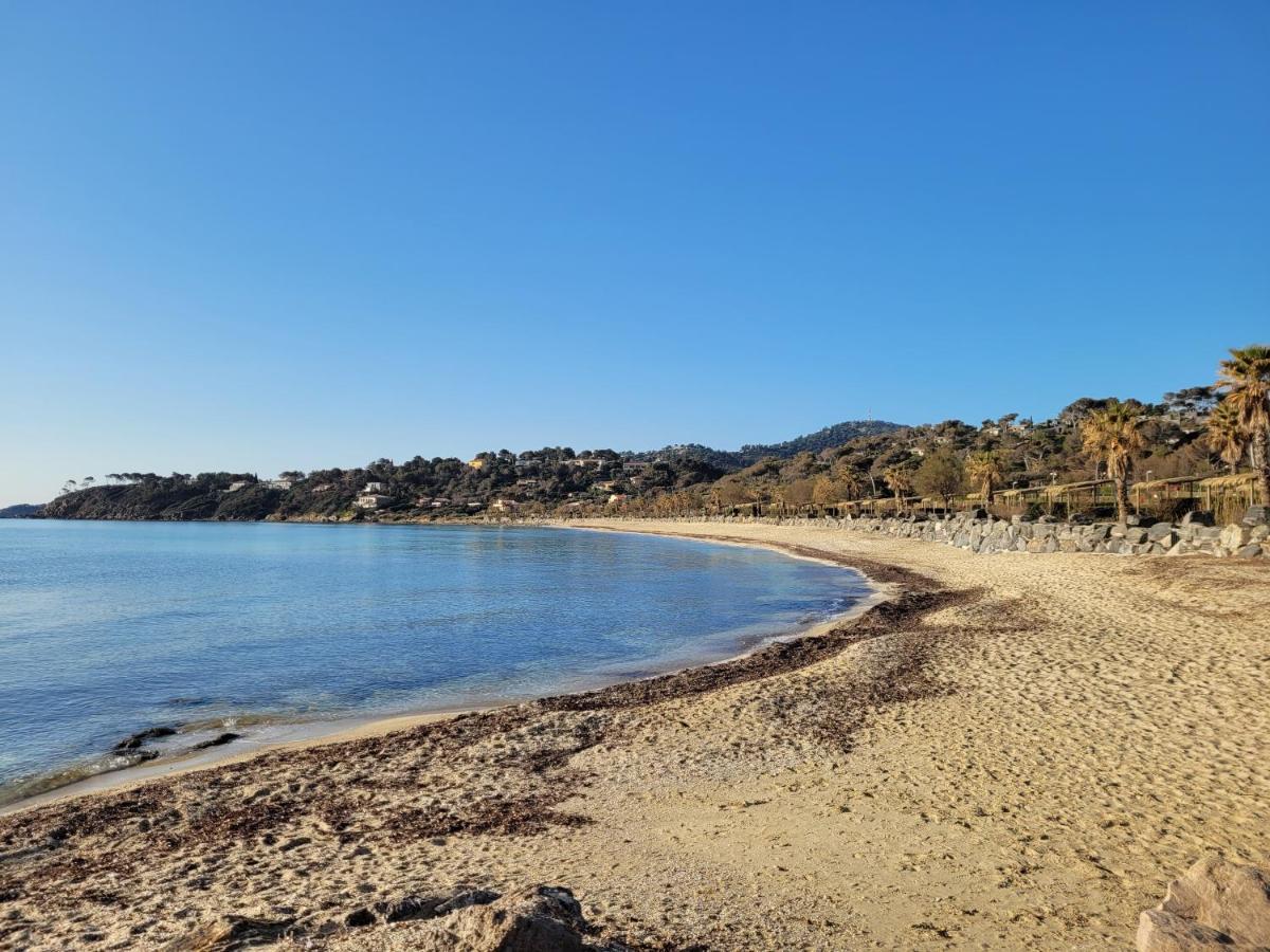 Paisible Avec Vue Panoramique Et Acces Direct Apartamento Bormes-les-Mimosas