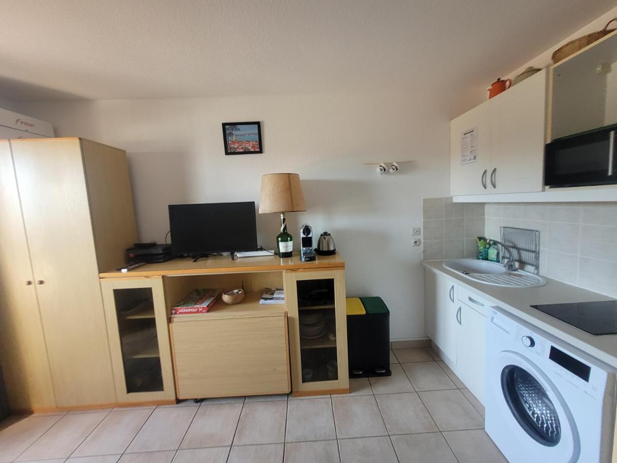 Apartamento Paisible Avec Vue Panoramique Et Acces Direct Bormes-les-Mimosas