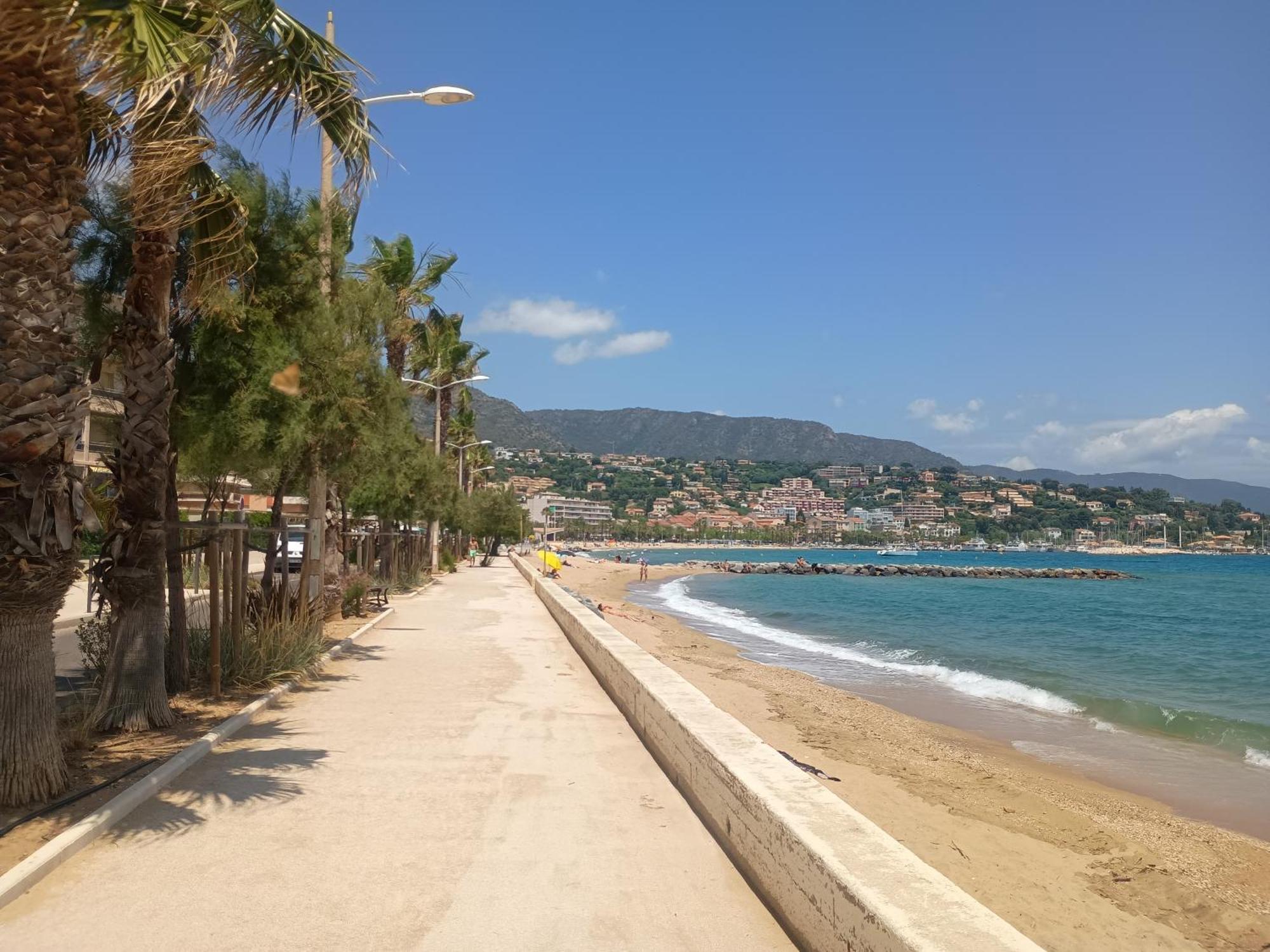 Paisible Avec Vue Panoramique Et Acces Direct Appartamento